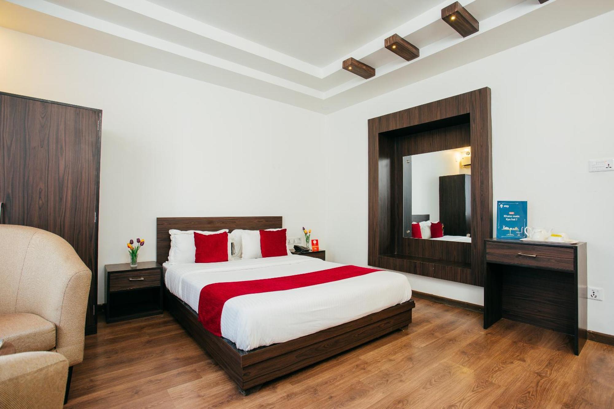 Oyo 11474 Gangaur Regency Boutique Hotel Kathmandu Exterior photo